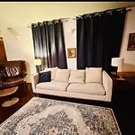 Stylish 2 Bedrooms In Upper Manhattan