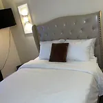 Apartment Zen Retreat