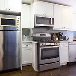 39-3-2Br Newly Renovated 2Br 1Bath Hudson Yards Area