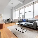 Tribeca 1br W Doorman Gym Nr Freedom Tower Nyc-446 * New York