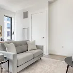 Clinton Hill Studio W Gym Pool Wd Nr Barclays Nyc-1022