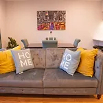 4 Bed Luxury Apt Long Or Short Stay