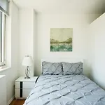 Fabulous 2 Bedroom At Columbus Circle