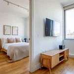 Midtown West 1br W Gym Wd Doorman Nr Hudson Nyc-1102 * New York