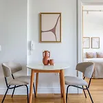 Apartment Midtown West 1br W Gym Wd Doorman Nr Hudson Nyc-1102