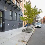 East Village 2Br W Wd Gym Elevator Nr Cafes Nyc-1044