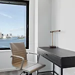 Kips Bay 1br W Doorman Wd Nr East River Nyc-978 *