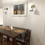 Apartment Private In Townhouse W Shared Baths Qn Bed 1-3ppl *