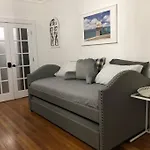 Apartment Private In Townhouse W Shared Baths Qn Bed 1-3ppl New York