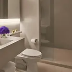 The Edition Hotel 5*