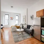 Modern Studio Apartment In Nyc