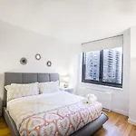 Modern 2Br Apartment At Columbus Avenue