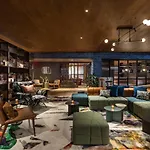 Moxy Nyc East Village 3*