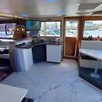 Oceanfront 3-decks @ Yacht *