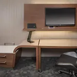 Courtyard By Marriott New York Queens, Jamaica