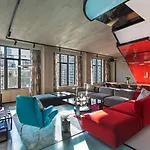Moxy Nyc East Village Hotel 3*