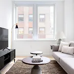 Fidi 1br W Wd Gym Nr World Trade Center Nyc-540 New York
