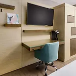 Hilton Garden Times Square North Hotel 3*