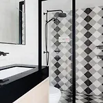 Placemakr Street Aparthotel New York