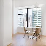 Aparthotel Placemakr Street 4*