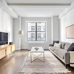 Uws 1br W Gym Doorman Nr Park Nyc-1100 Apartment