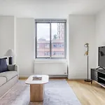 Lic 1br W Doorman Gym Pool Nr E River Nyc-690 Apartment New York