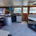 Botel Romantic @ Ocean 3-deck Yacht