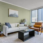 Apartment Sq 1br W Great Views Indoor Pool Nyc-29