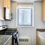 Apartment Sq 1br W Great Views Indoor Pool Nyc-29 New York