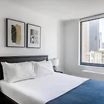 Sq 1br W Great Views Indoor Pool Nyc-29 *