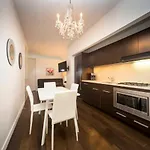 Luxury 2 Bedroom In Nyc With Breathtaking View