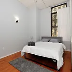Beautiful 4Br 1Bath In Chamber Street Nyc