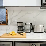 48-3Rw Brand New 1Br Prime Hells Kitchen - W D