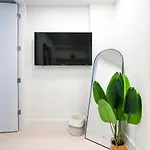 48-3rw Brand New 1br Prime Hells Kitchen - W D