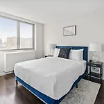 Picturesque 1Br Apartment In Nyc Balcony