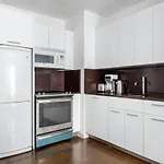 Uws 1br W Doorman Elevator Nr Park Nyc-416 Apartment *