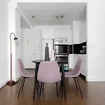 Uws 1br W Doorman Elevator Nr Park Nyc-416 New York
