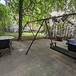 Williamsburg Private With Garden