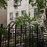 Williamsburg Private With Garden *
