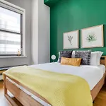 Apartment Tribeca 1br W Gym Doorman Roof Deck Nyc-54