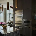 Renaissance Midtown Hotel