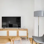 Midtown 1Br W Gym Wd Across From Rock Center Nyc-670