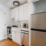 444-3F Newly Renovated 1Br In Hell\'S Kitchen
