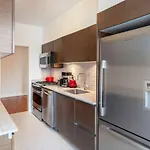 Apartment Ues 2br Windoor Pool Doorman Views Nyc-243