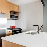 Hells Kitchen 1br W Pool Gym Dm Nr Subway Nyc-482