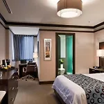 Hotel The Pearl 4*