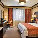 The Pearl Hotel 4*