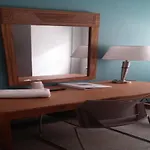 West Side Ymca Hostel *