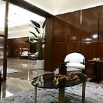 Iroquois Times Square Hotel 5*