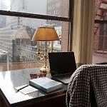 Iroquois Times Square Hotel 5*